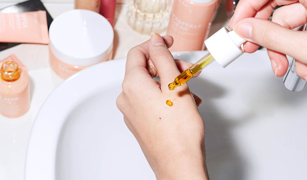 The Difference Between Serums and Face Oils