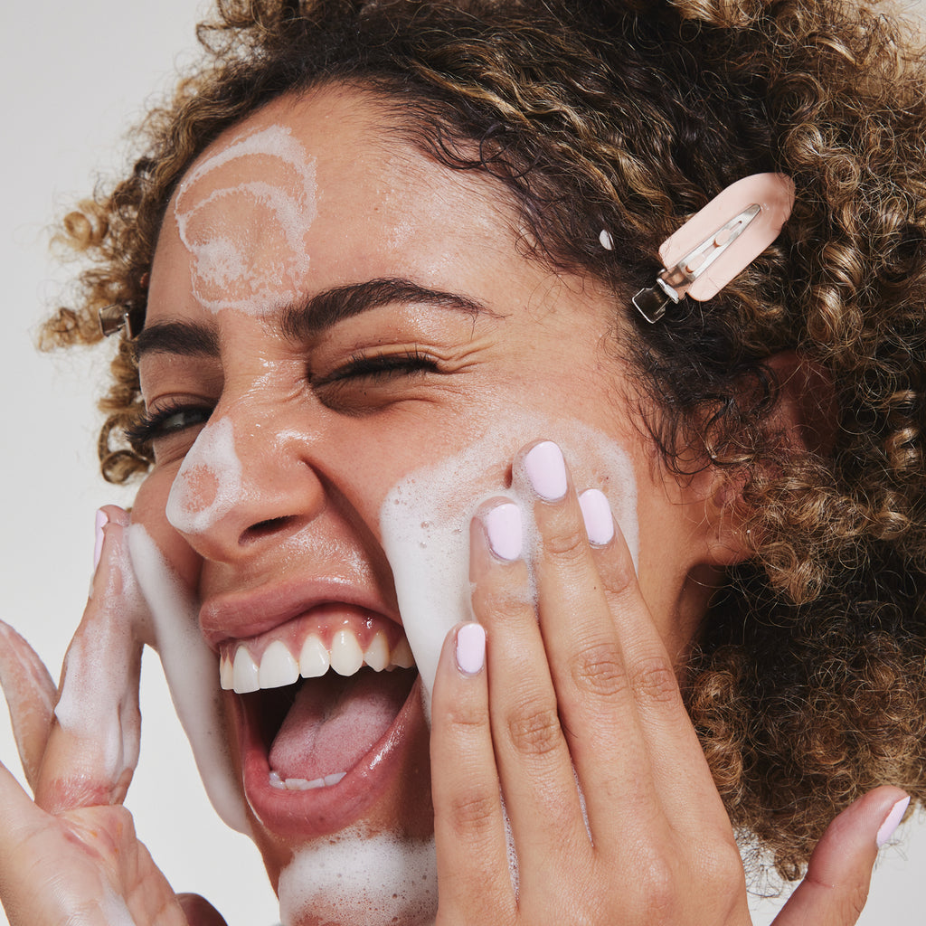 Properly Clean | Facial Cleanser | Go-To Skin Care
